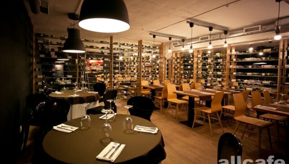 Винный бар Vinostudia / Виностудия