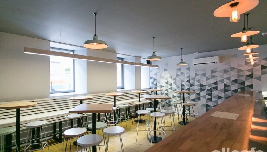 Бар Rockets & Bishops