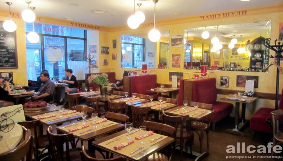 Ресторан Гарсон №1. Чебуречная и Хинкальная