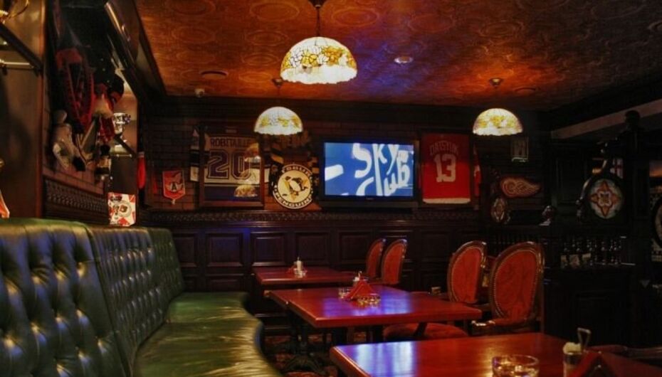 Паб рояль. Ресторан рояль Екатеринбург. Royal pub & Restaurant (ул. Победы, 51а). Royal pub Екатеринбург. Уралмаш ресторан Роял.