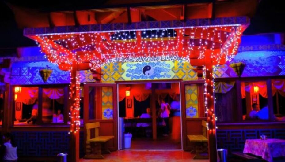 Кафе 108 чайников