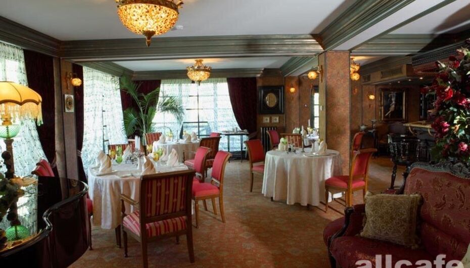 Ресторан Шато / Old House / Олд Хаус