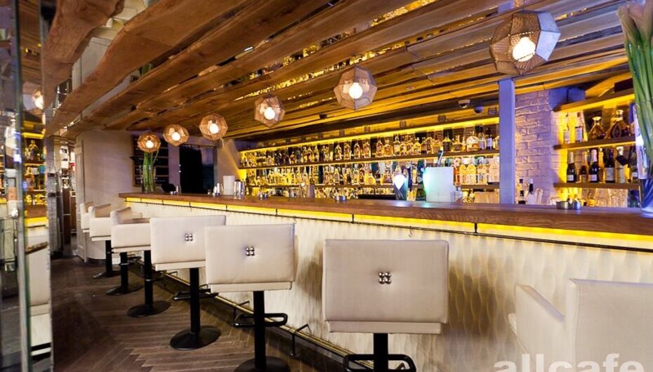 Бар-ресторан The Americano