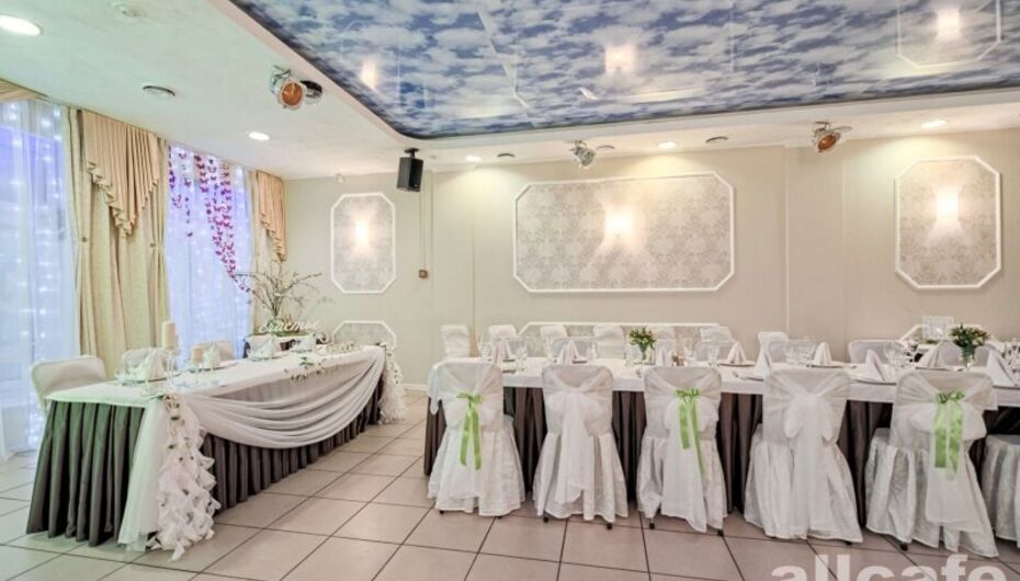 Банкетный зал В двух шагах