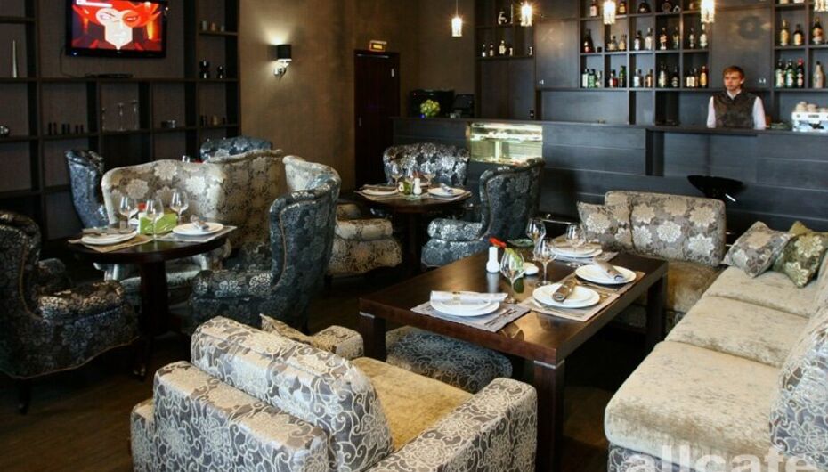 Ресторан Delonix Cafe / Делоникс кафе