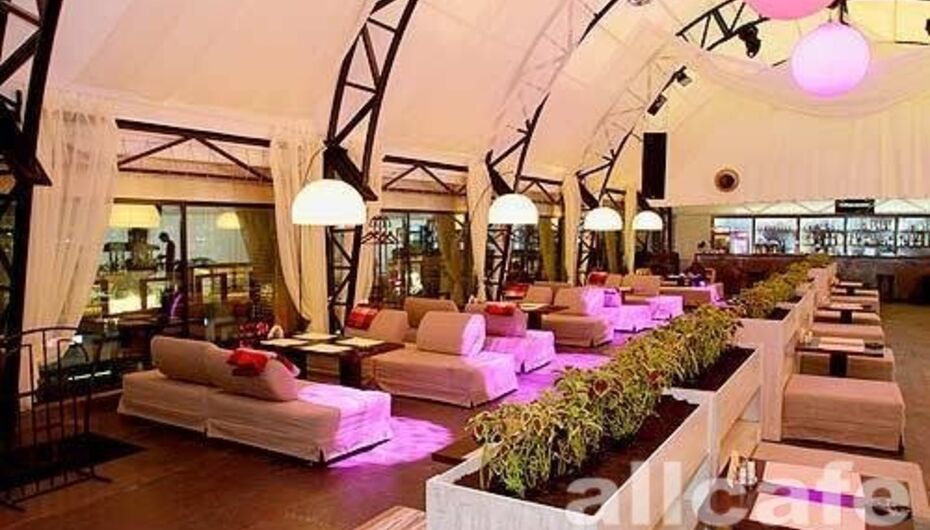 Клуб Look in Rooms / Лукин Румс