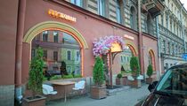 Ресторанный критик знакомится с Мистером Индия