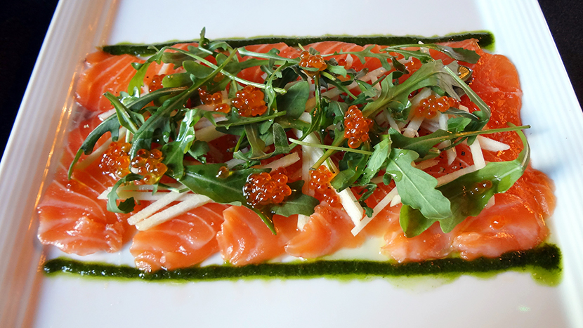 Карпаччо лосось с яблоком