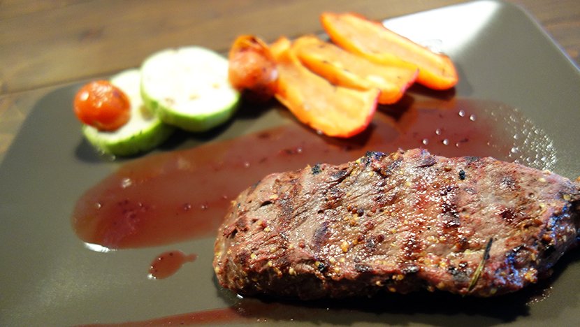 Стейк из оленины