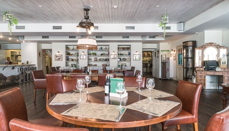 Stroganoff Bar and Grill