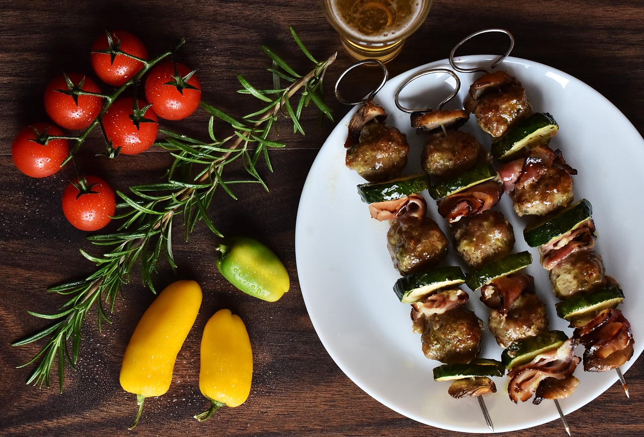 Как приготовить вкусный шашлык? Ответы в нашей подборке!