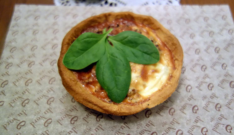 Киш с лесными грибами